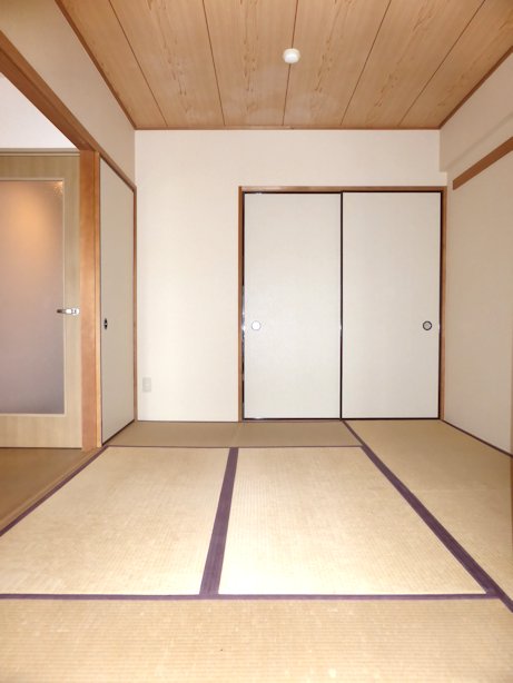 Other room space. 6 Pledge Japanese-style room is also as bedroom towards the guest room or futon school ◎