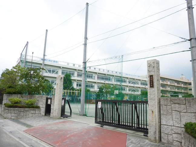 Primary school. 440m until the Saitama Municipal Doai elementary school (elementary school)