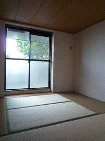 Living and room. Japanese-style room 6 quires