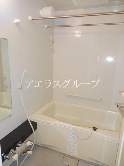 Bath. Peace of mind also the rainy season because it is equipped with bathroom drying! 