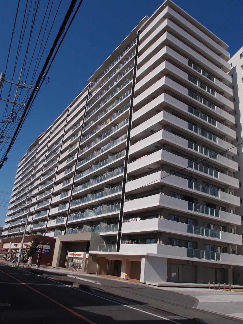 Local appearance photo. Building appearance (December 2013) Shooting