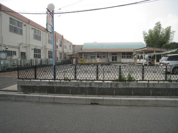 kindergarten ・ Nursery. Sako 600m to kindergarten
