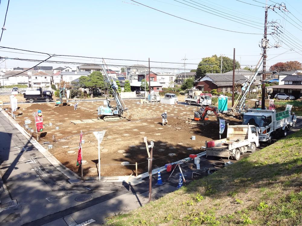 Local appearance photo. Local (11 May 2013) Shooting