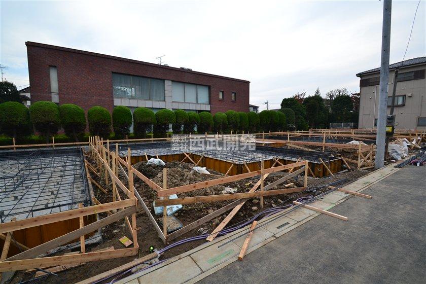 Local appearance photo. 3 Building site (November 2013) Shooting