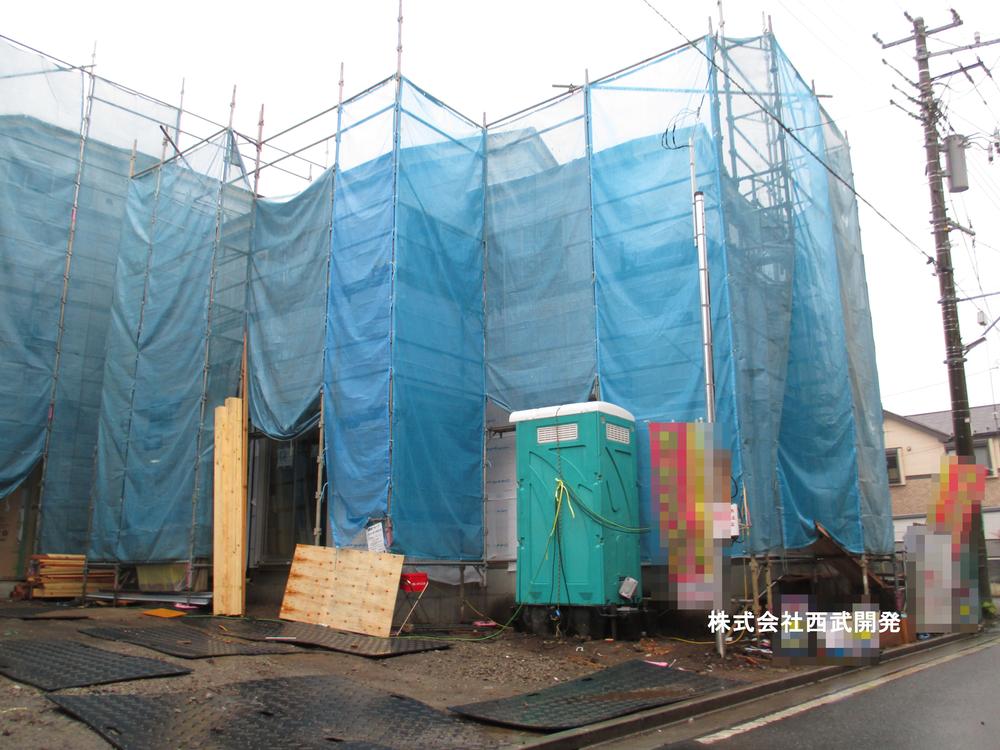 Local appearance photo. Local (12 May 2013) Shooting [rain] 