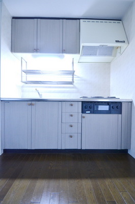 Kitchen.  ※ Same type of image is a photo. 