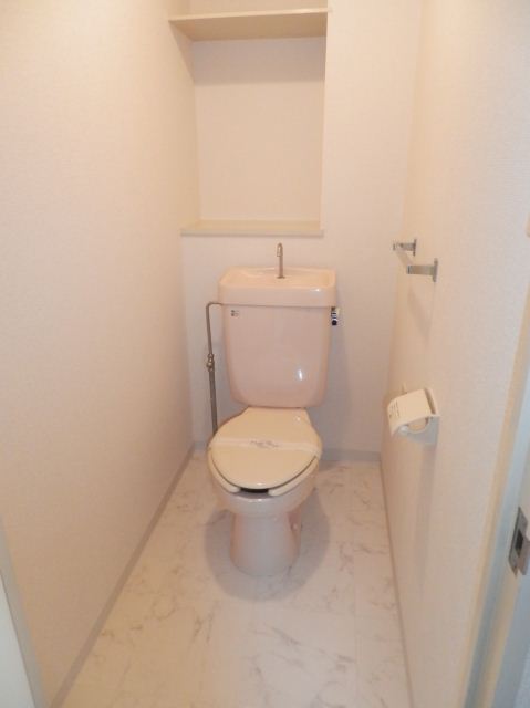 Toilet. Photo 205, Room reference. 