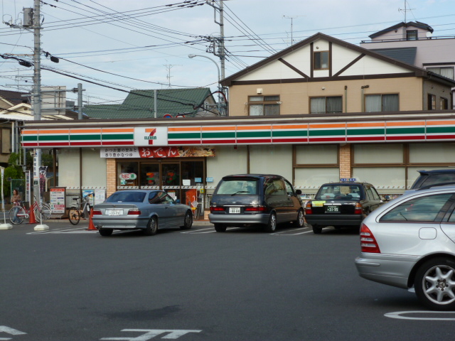 Convenience store. Seven-Eleven Saitama Suzuya 4-chome up (convenience store) 278m