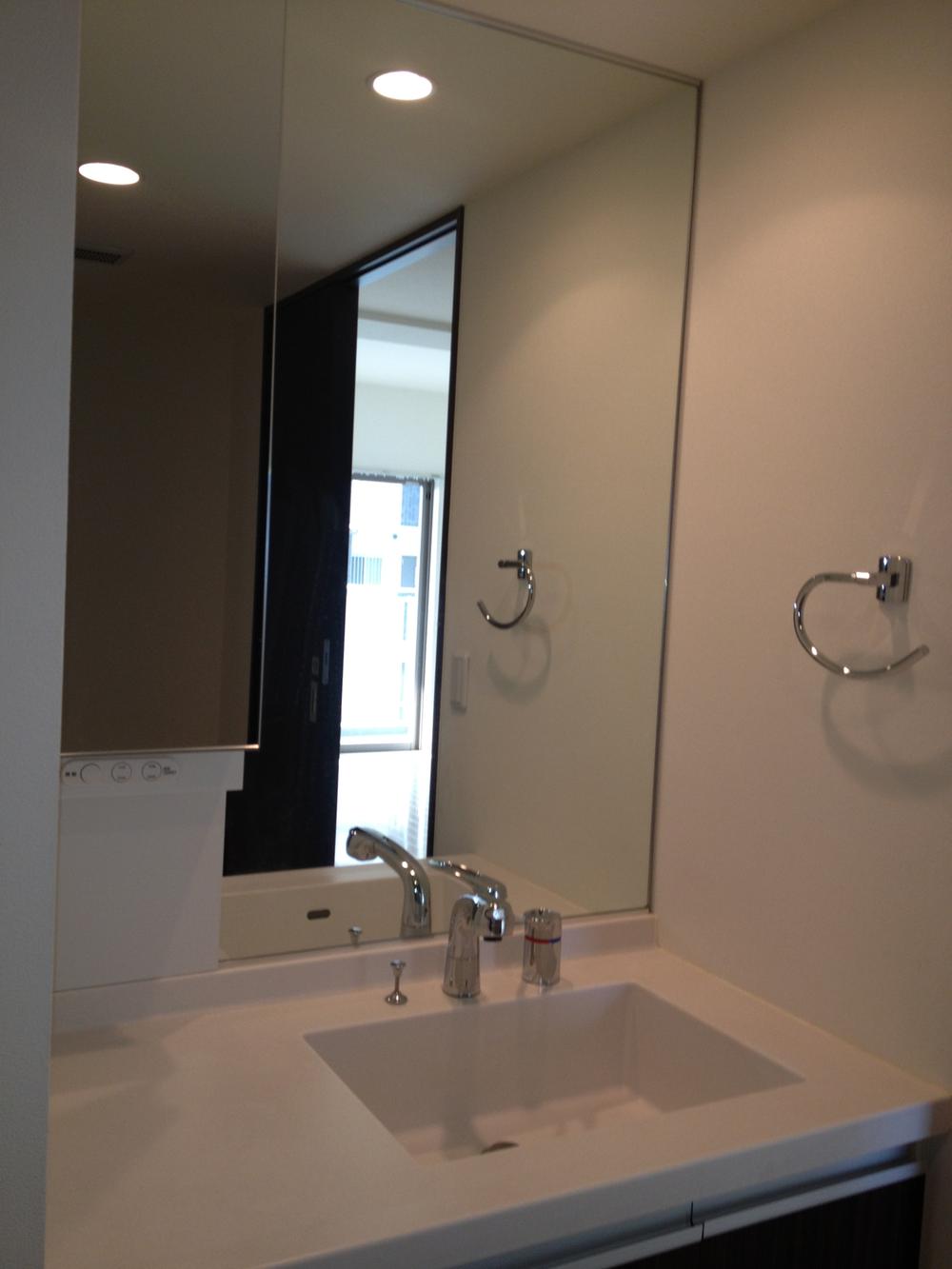 Wash basin, toilet. Vanity (November 2013) Shooting