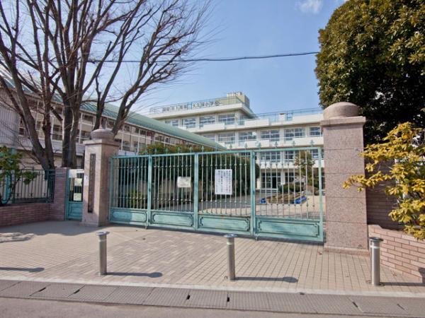 Primary school. Up to elementary school 1780m 2013 / 01 / 25 shooting Saitama Municipal Okubo Elementary School