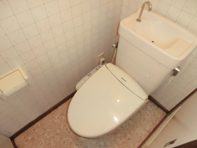 Toilet