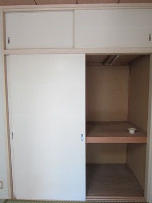 Other Equipment. Upper closet with futon can also be stored