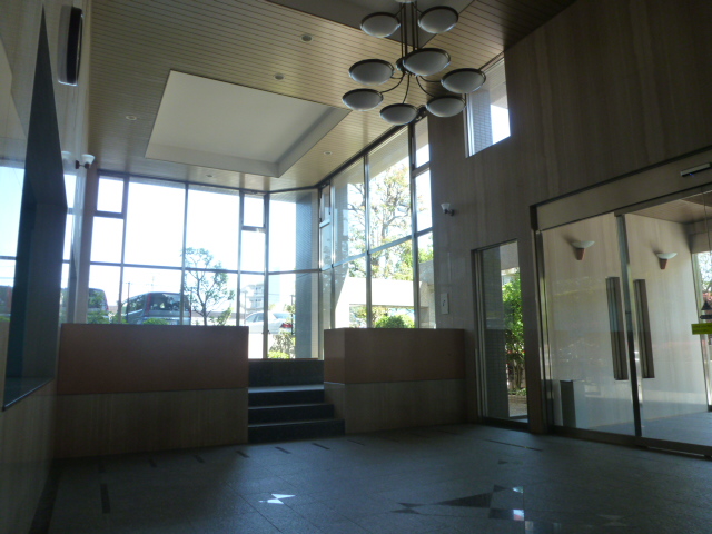 lobby. Bright profound feeling ・ Feeling of luxury entrance lobby