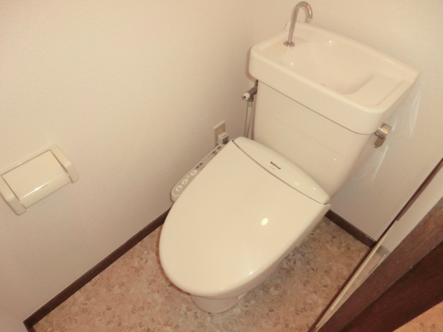 Toilet