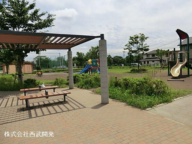 park. 290m until Nishibori Takanuma park