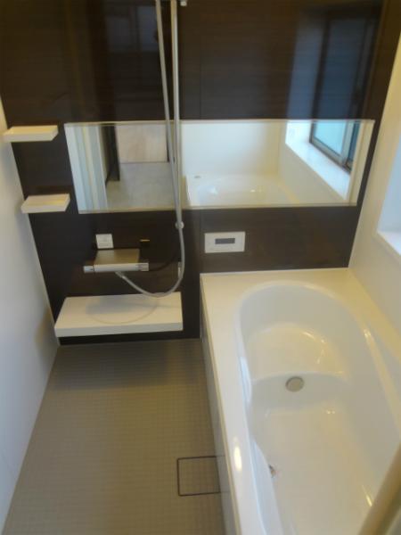 Bathroom. Furniture that is reflected in the photograph ・ Small parts are not included in the sale.