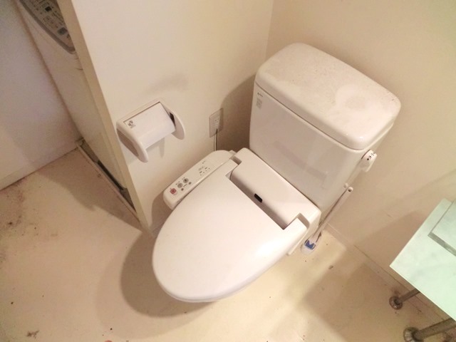 Toilet.  ☆ Washlet is equipped ☆ 