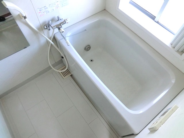 Bath.  ☆ Reheating function ・ It comes with a window ☆ 