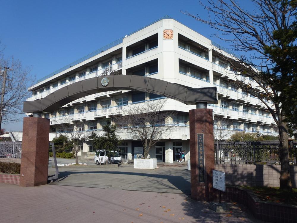 Junior high school. 1054m until the Saitama Municipal Ohara junior high school