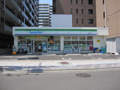 Convenience store. FamilyMart Urawa Tokiwa store up (convenience store) 100m