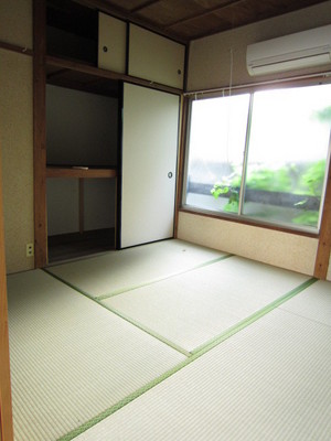 Living and room. It is perfect for Japanese-style room 4.5 Pledge bedroom