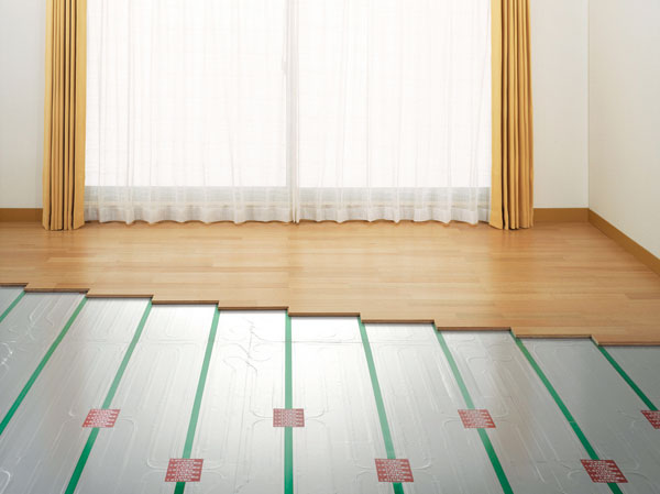 Other.  [TES hot water floor heating] living ・ The dining, It has established a worry less hot water floor heating of the winding-up and air drying of the dust. (Same specifications)