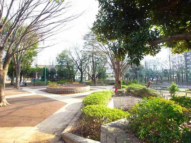 park. 80m to Tokiwa Park