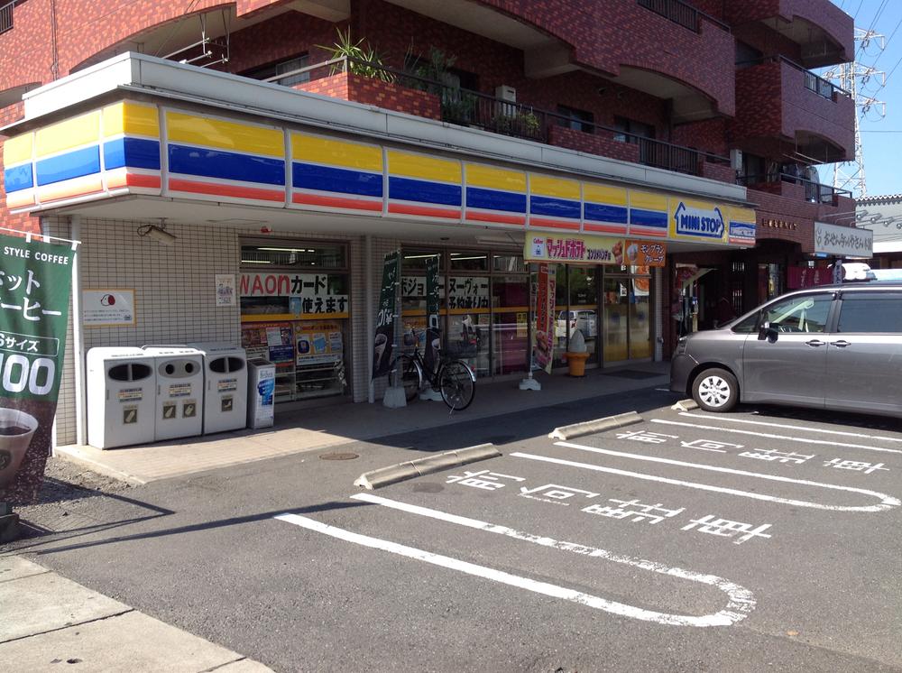 Convenience store. MINISTOP 364m to Saitama Kitabukuro shop