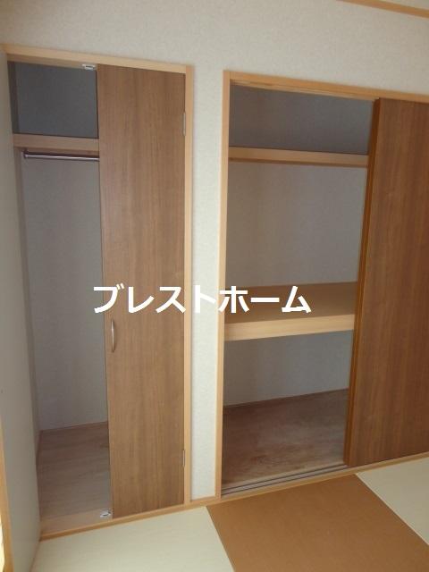 Non-living room. B Building (Japanese-style storage)