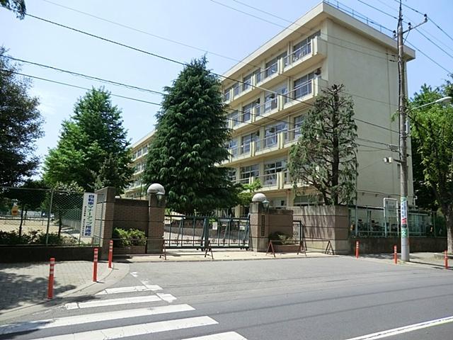 Junior high school. Tokiwa 1680m until junior high school