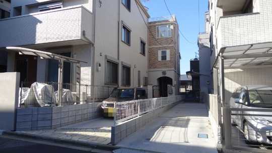 Local appearance photo. Building exterior shooting