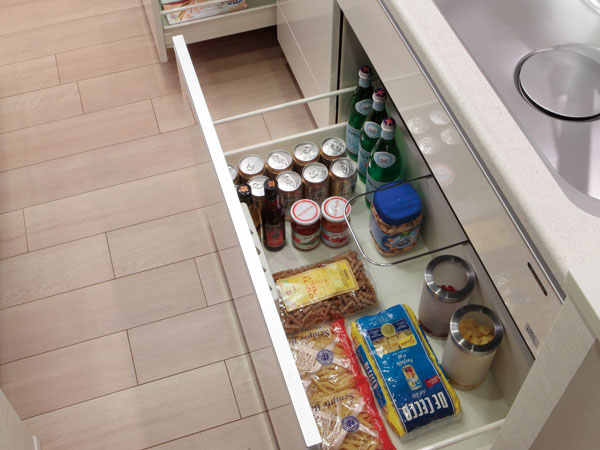 Kitchen.  [Soft-close function with slide storage] Things that were put in the back of the storage will be taken out easily slide storage. Opening and closing has adopted a smooth soft-close function. (Model Room 70A type)