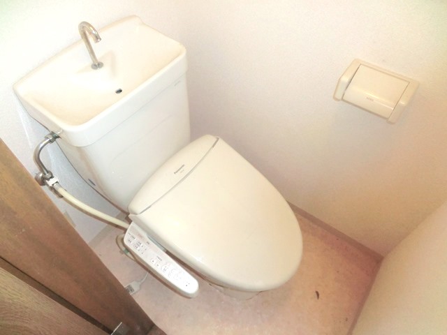 Toilet