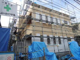 Building appearance. Misawa Homes is a newly built apartment construction.