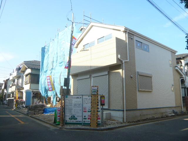 Local appearance photo. 11 / 1 shooting Building 3