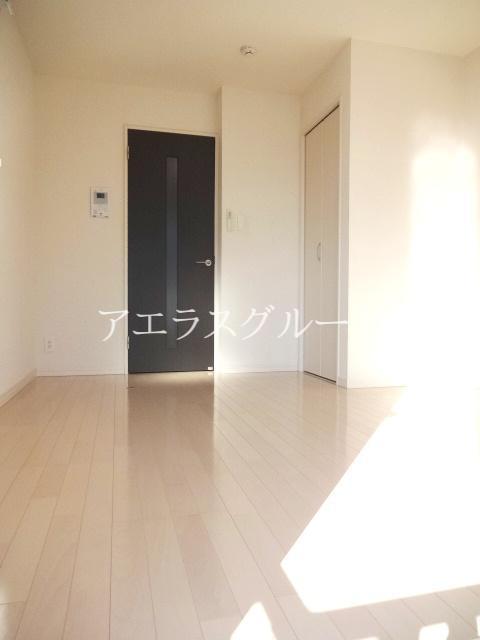 Living and room.  ◆ Bright rooms in the flooring of shiny ◆ 