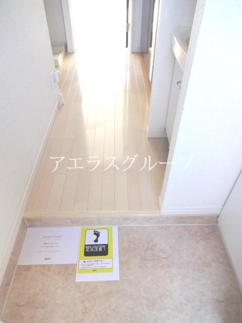 Entrance.  ◆ Entrance space spacious, Okay even if there are a lot of shoes ◆ 