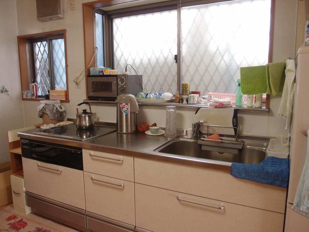 Kitchen. Indoor (September 2013) Shooting