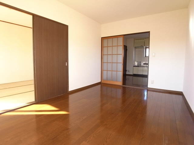 Other room space