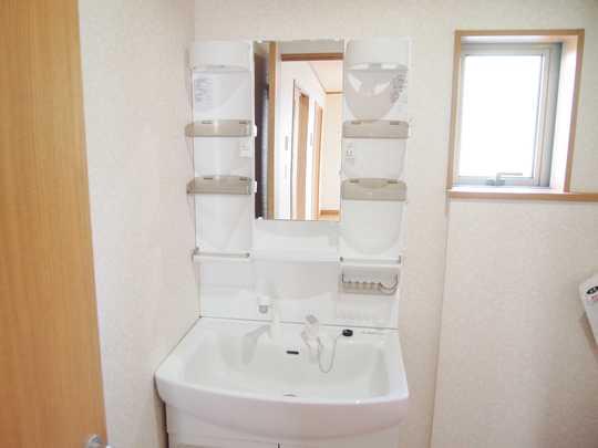 Wash basin, toilet. bathroom