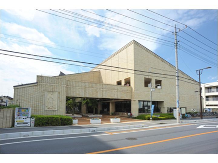 library. Sakado 330m to stand Central Library