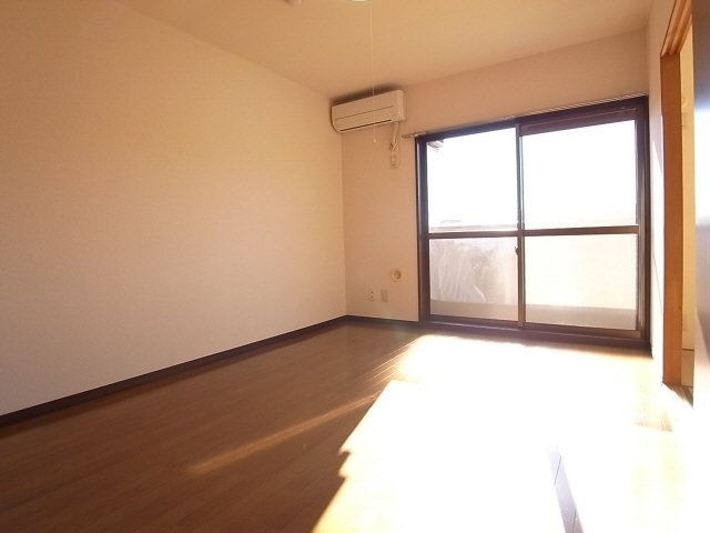 Other room space