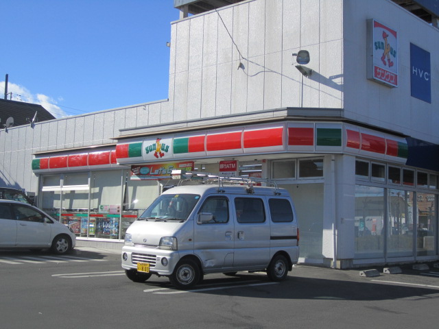 Convenience store. Thanks Sakado Chiyoda store up (convenience store) 464m