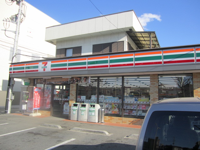 Convenience store. Seven-Eleven 464m to Tsurugashima Inter Kitamise (convenience store)