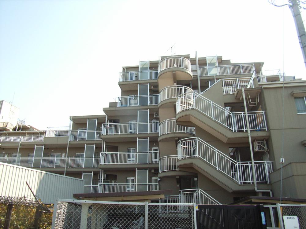 Local appearance photo. Local (April 2013) Shooting