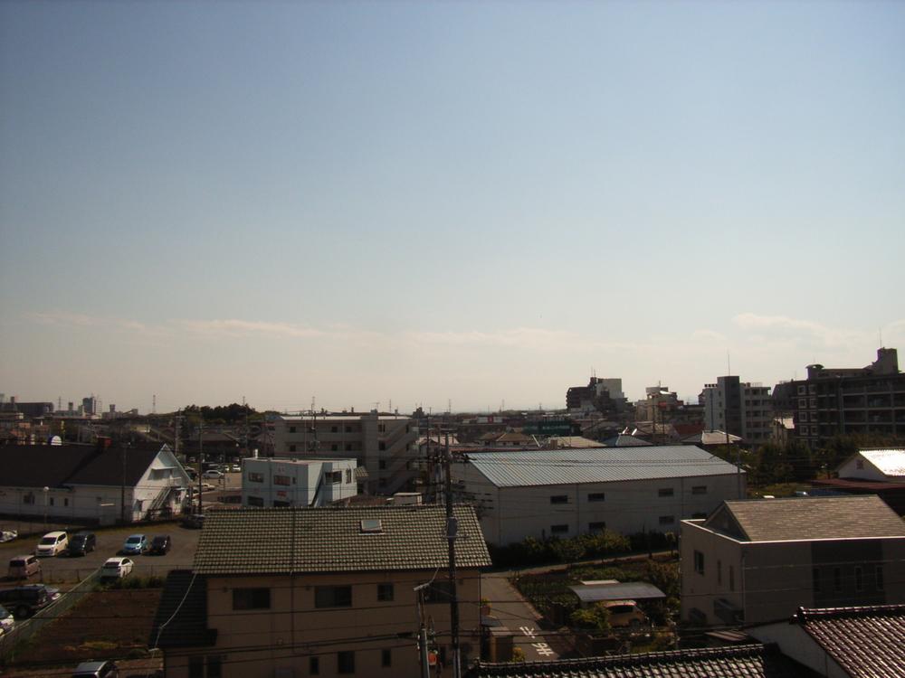 View photos from the dwelling unit. Indoor (April 2013) Shooting