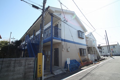 Building appearance. Apamanshop Tsurugashima shop TEL: 049-233-7511