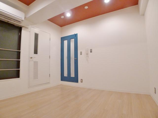 Living and room