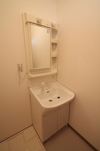 Washroom. House HP⇒http / / www.t-apapla.com /