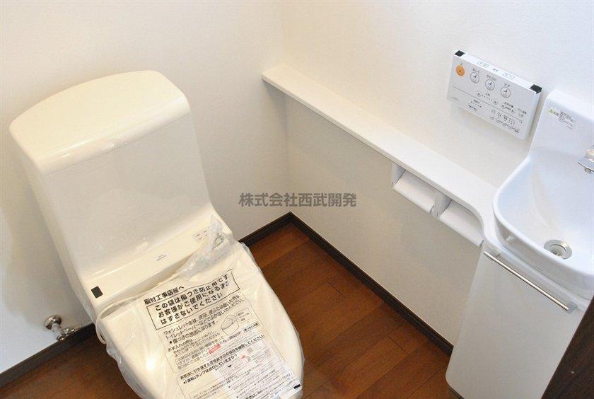 Other Equipment. Single-story also has been made to spread toilet. For example, if you use the wheelchair Please feel free to contact us. (In the case of building a conditional sales area)